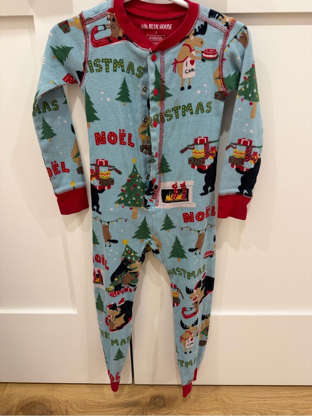 Hatley 2t wild about Christmas Pajama One-Piece - Light Blue with Red Trim